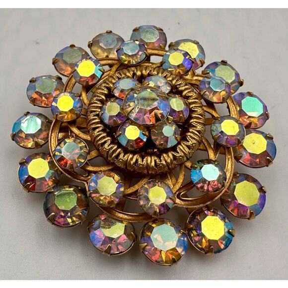 Vintage Gold Tone Metal & Aurora Borealis Rhinestone Brooch Pin Iridescent - Picture 5 of 6